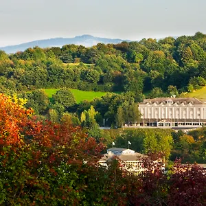 https://du-golf-saint-etienne.hotels-rhonealpes.com