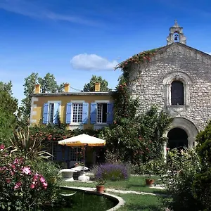 https://mas-de-la-chapelle.fr-provencehotel.com